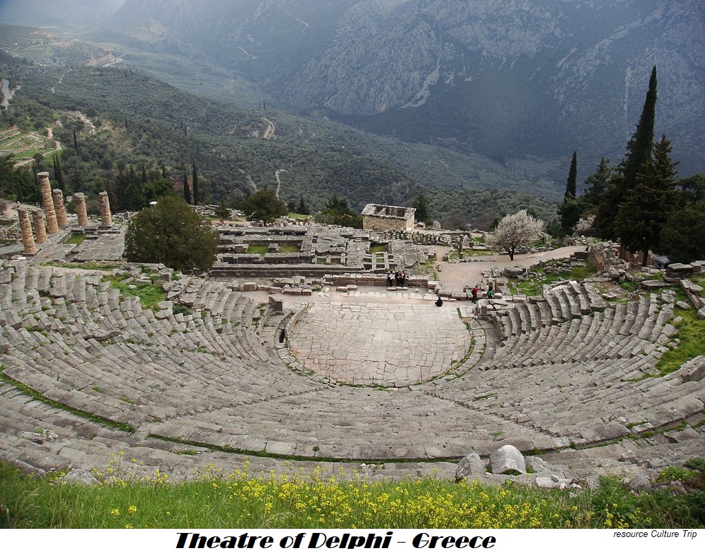 ok 1 5 Theatre of Delphi   Greece